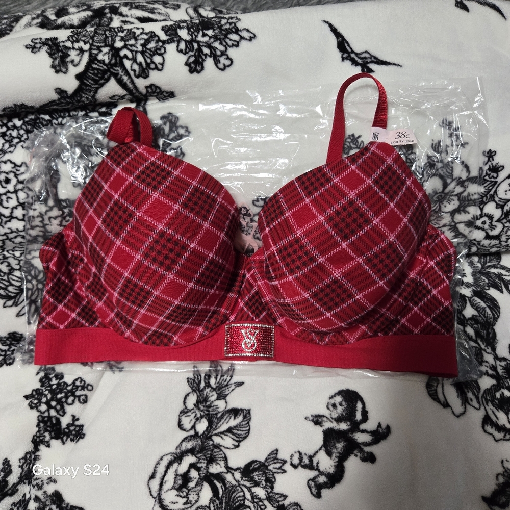 🎄 VS TShirt lightly lined bra